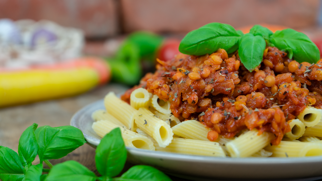 Rezept für vegane Bolognese mit roten Linsen