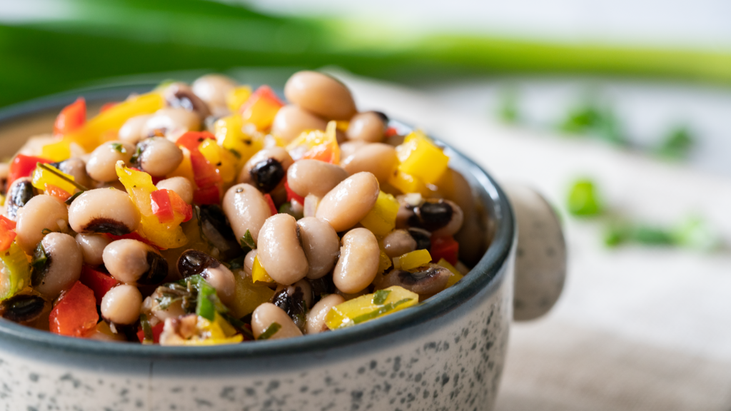 Rezept für einen Salat mir Augenbohnen